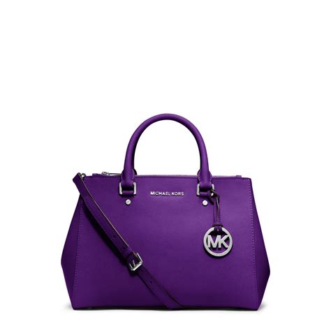 michael kors tasche mit rosen|Michael Kors opened satchel purse.